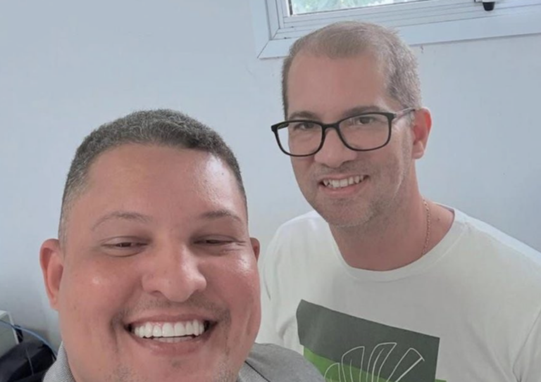 Após foto com prefeito de Teixeira de Freitas, presidente da Câmara nega apoio a Jerônimo e diz que segue com ACM Neto