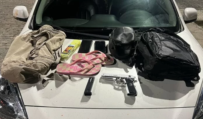 Assaltantes-que-estavam-fazendo-arrastao-sao-localizados-696x408