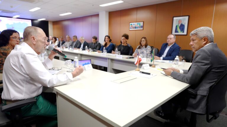 Fotos-Feijao-AlmeidaGOVBA-10