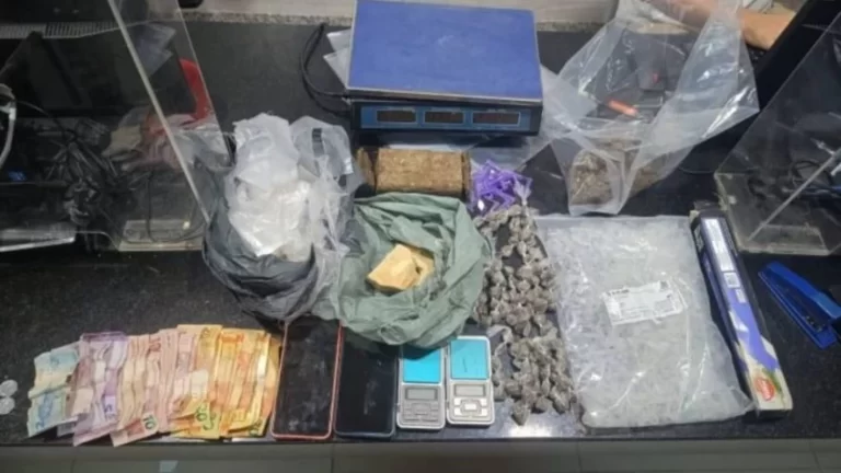 FUGA-FRUSTRADA-Homem-e-preso-com-mais-de-800g-de-drogas-em-Eunapolis