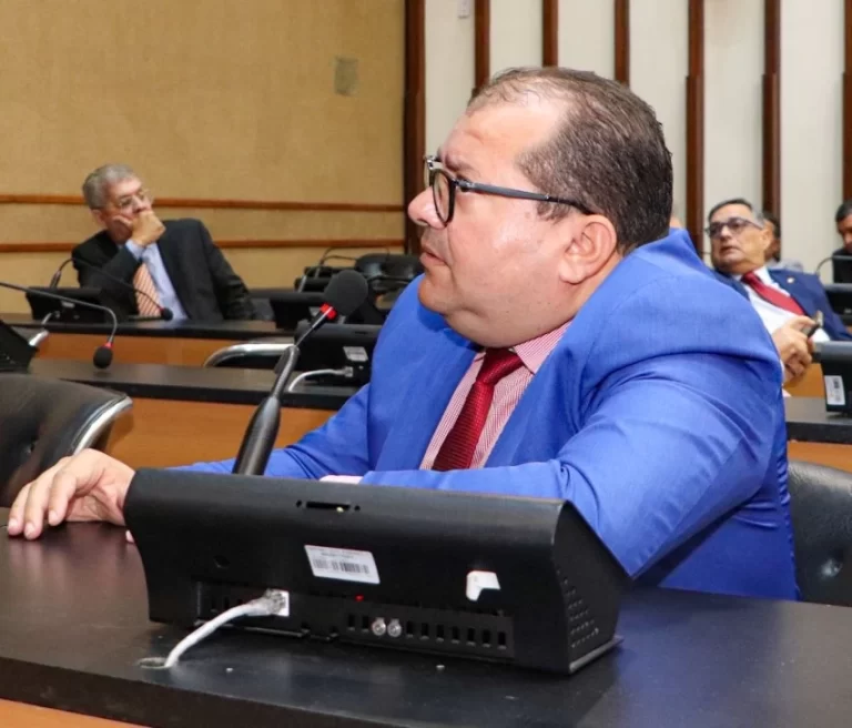 0ce3a8b8-3767-4f1d-b141-ac0e33bd1fd7-2