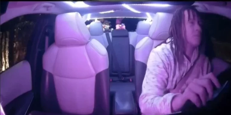 Atan-Uber-e-chamado-para-corrida-e-cai-em-cilada-de-homossexual