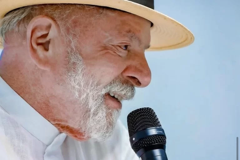 d1ca5fb2-1028-4281-b109-5bf99739b921