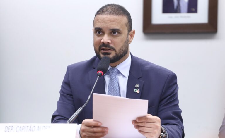 99af3eae-3a5b-469f-a8b3-b0f653b86d0b