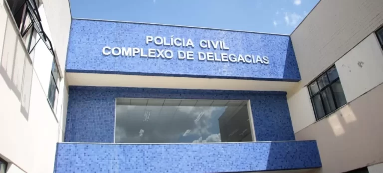 f1c5f6e2-48a5-413a-abfc-b5703623e4b1