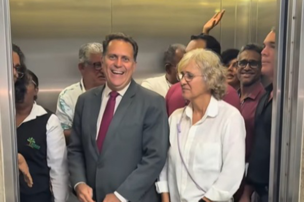 servidores ocupam elevador do trt_reprodução instagram